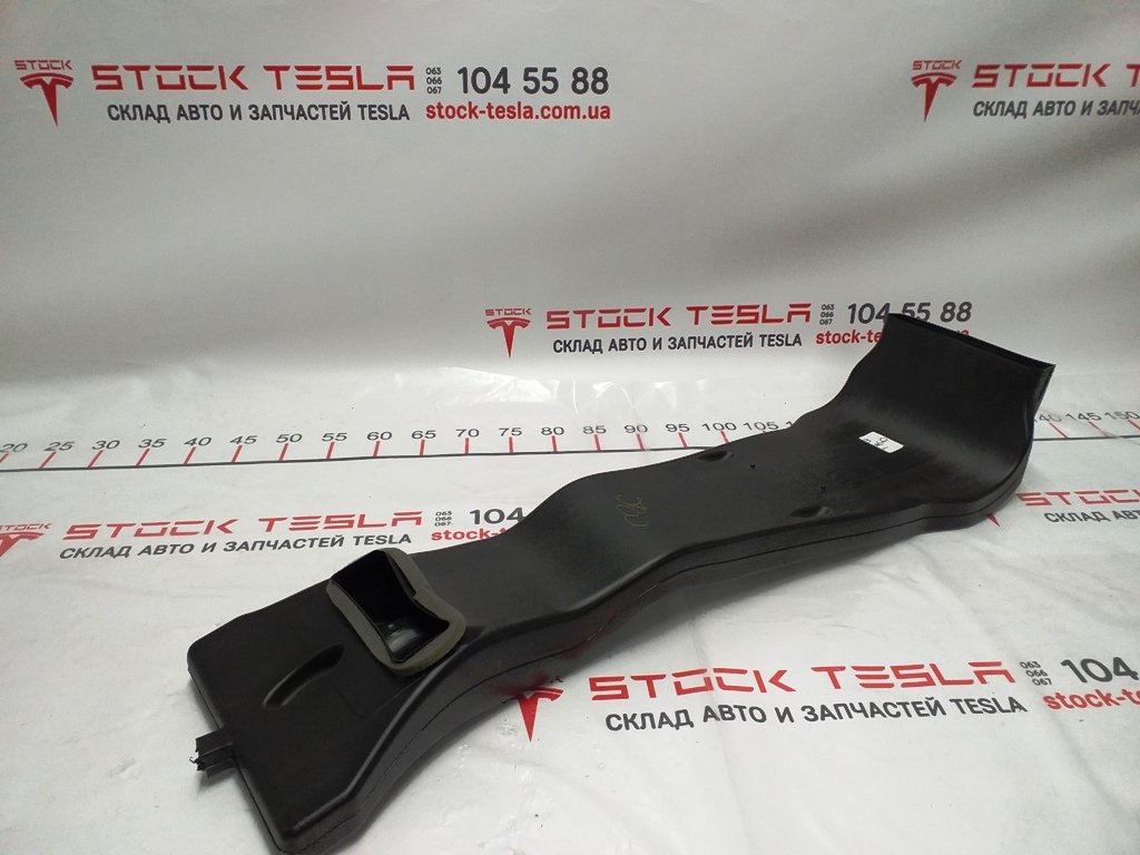 3 Conduit de console de sortie CVC sans séparateur d'air Tesla Model X 1053878-00-B